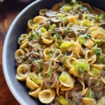 Käse-Lauch Pasta mit Hackfleisch