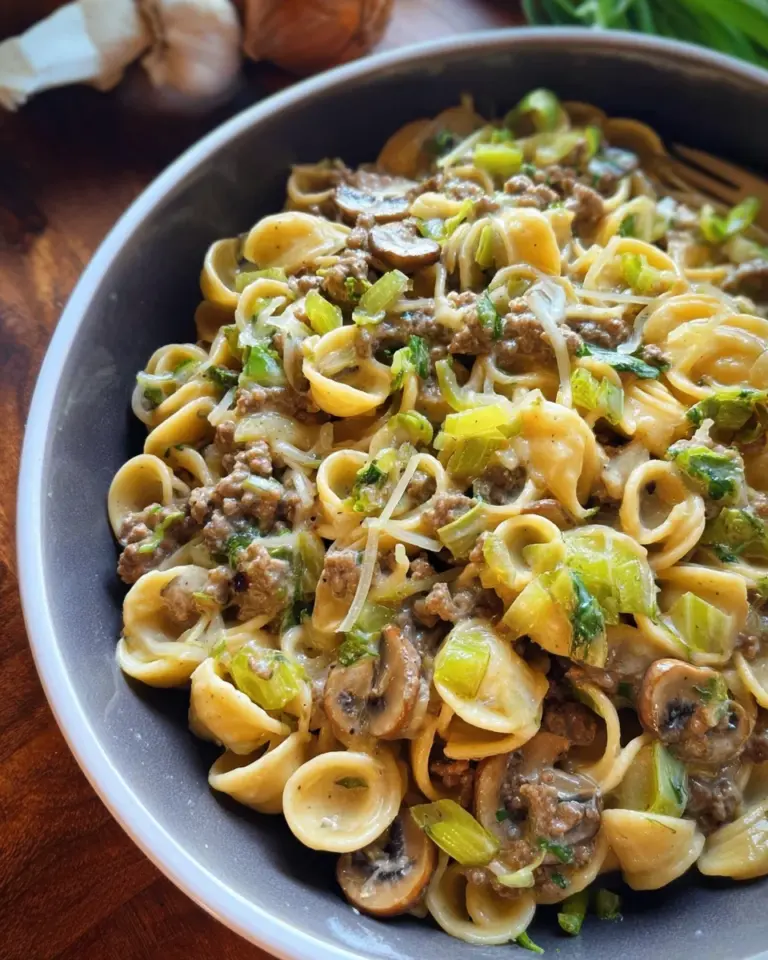 Käse-Lauch Pasta mit Hackfleisch