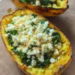 Spaghettikürbis mit Spinat und Feta