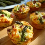 Spargelmuffins mit Schinkenwürfel